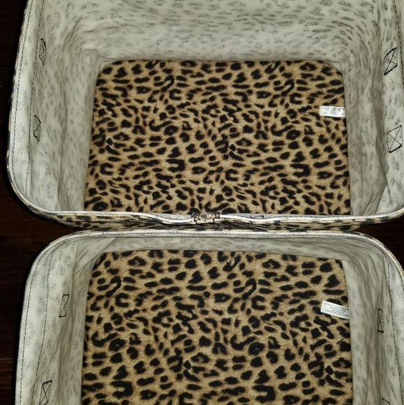 Rare Victoria secret "Pink" storage totes - Picture 4 of 4